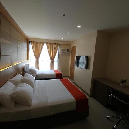 Hotel Veniz - Session Baguio City Екстериор снимка