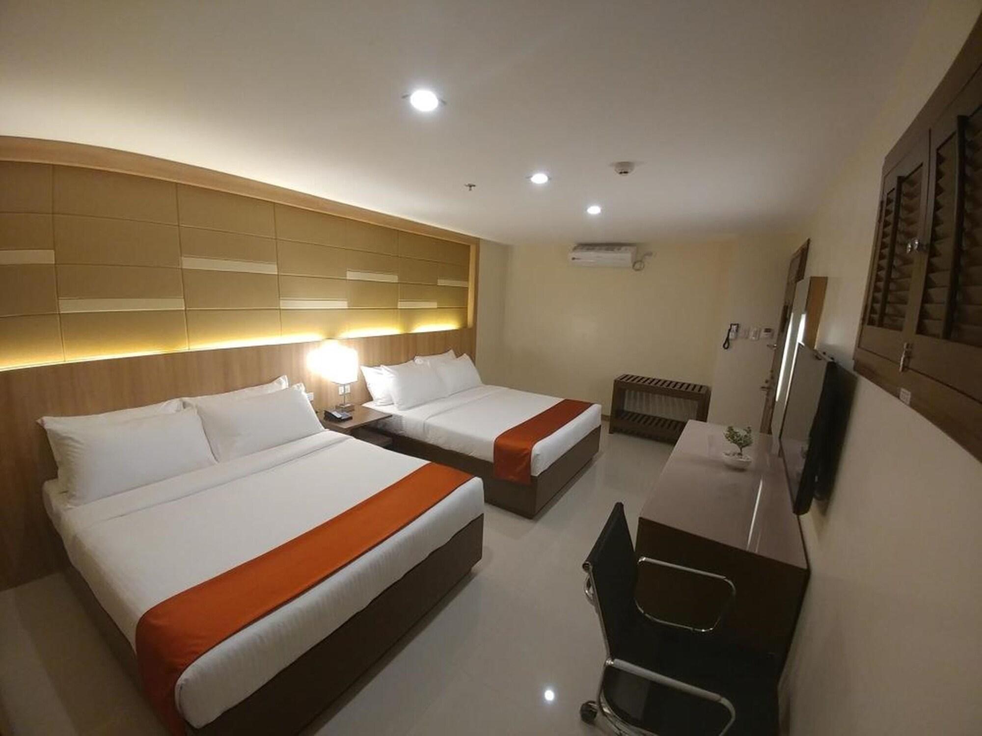 Hotel Veniz - Session Baguio City Екстериор снимка