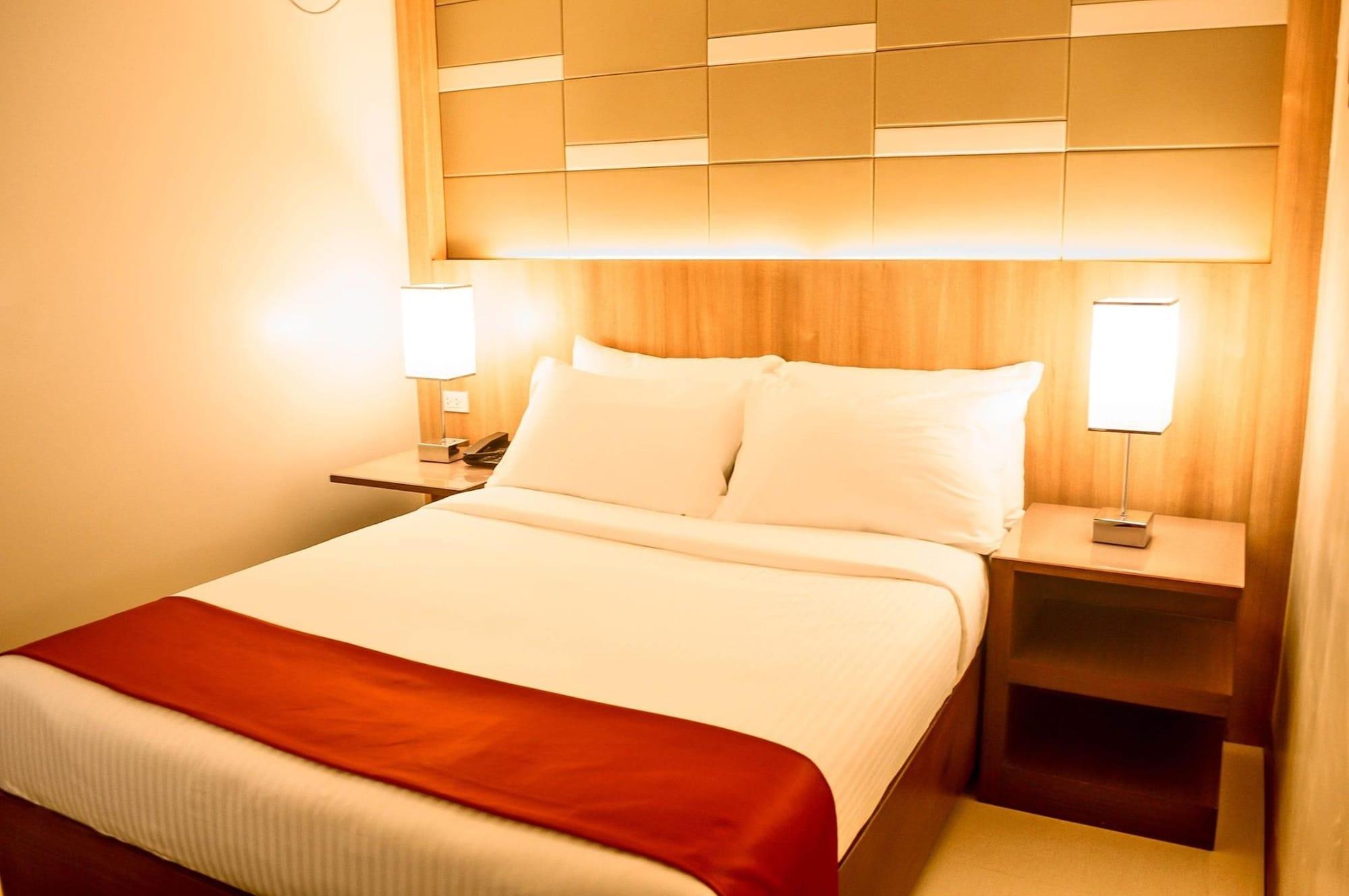 Hotel Veniz - Session Baguio City Екстериор снимка
