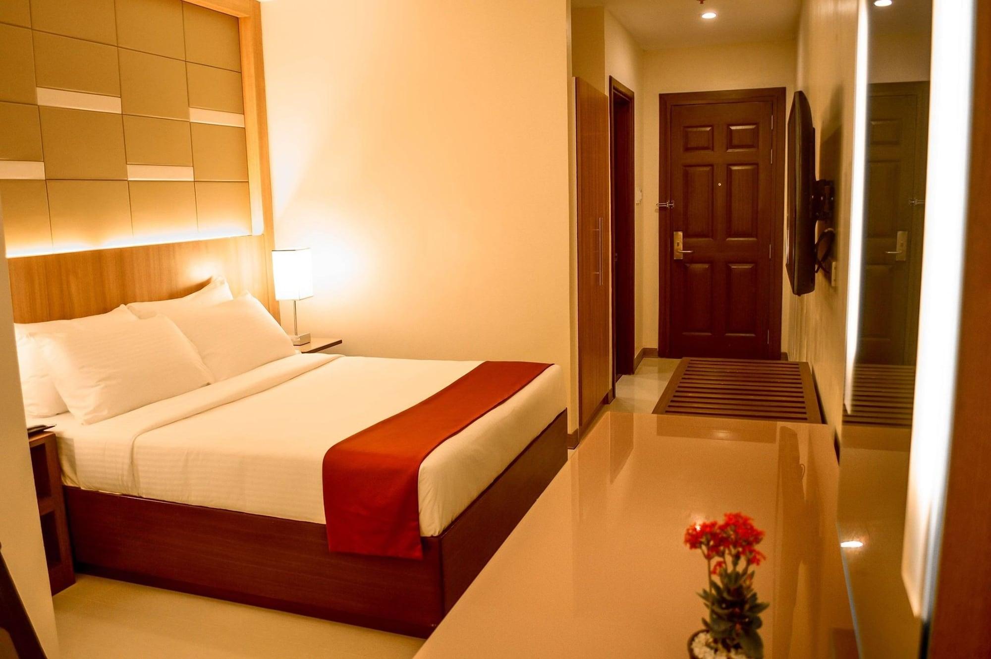 Hotel Veniz - Session Baguio City Екстериор снимка