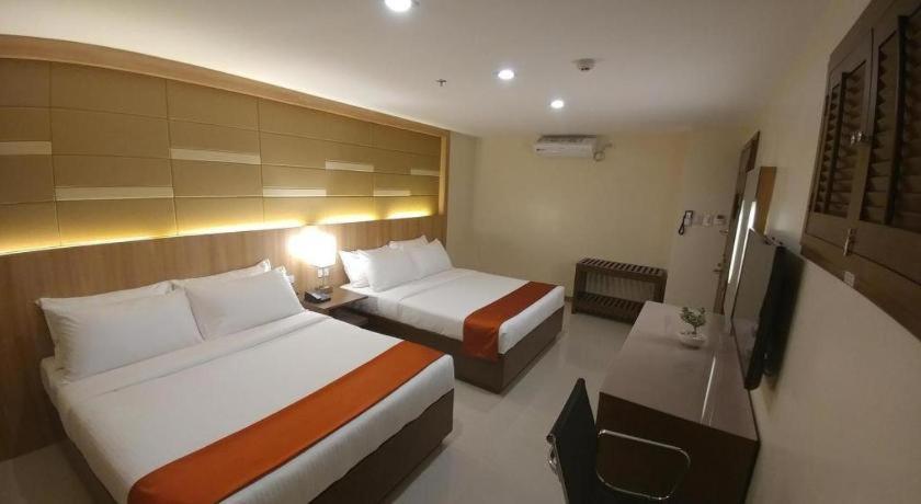 Hotel Veniz - Session Baguio City Екстериор снимка