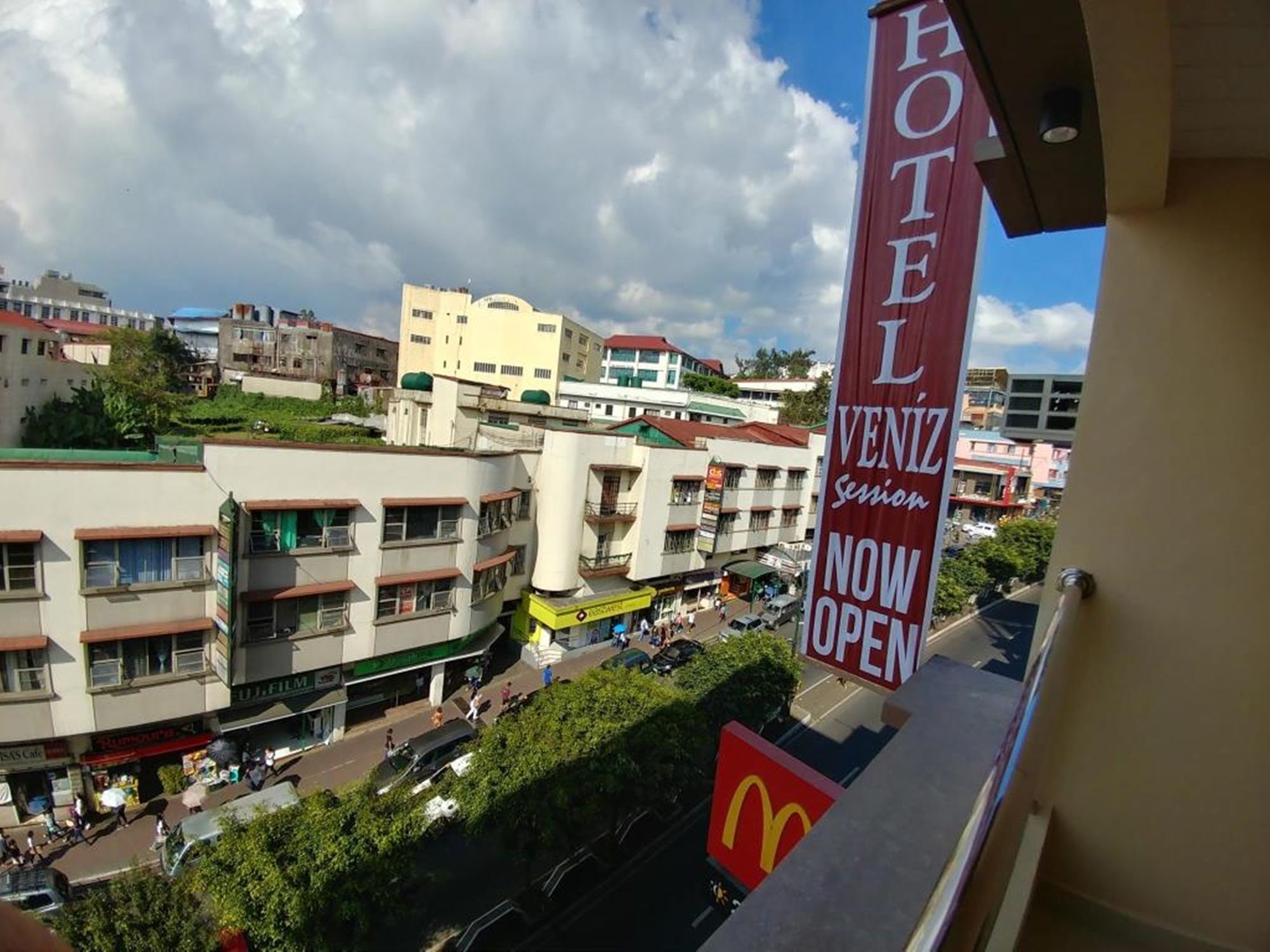 Hotel Veniz - Session Baguio City Екстериор снимка